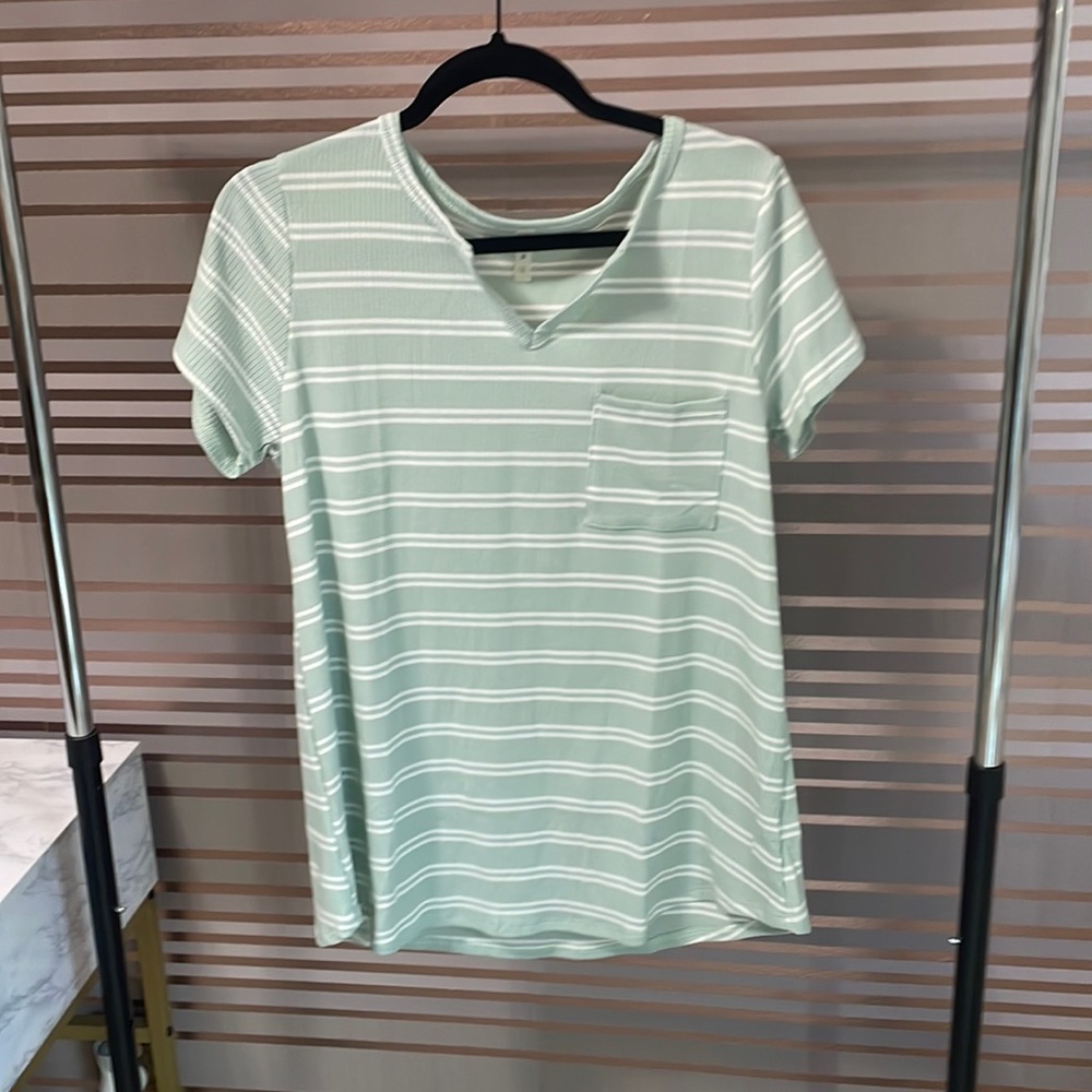 New Boutique ribbed strip top in mint and white- V cut neck